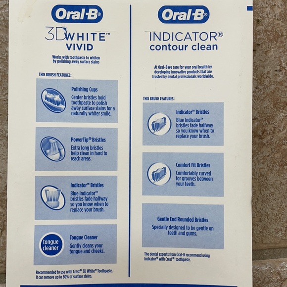 Oral-B Toothbrush Indicator Contour Clean + 3D White Vivid Value Pack - Picture 11 of 12